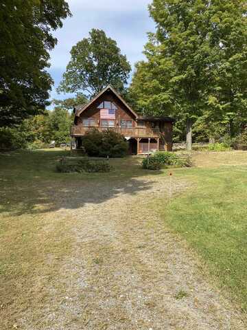 100 Holly's Way, Rupert, VT 05768