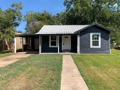 1916 Liberty Street, Bonham, TX 75418