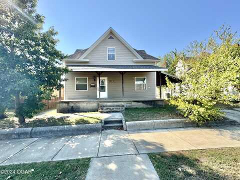 2206 S Empire Avenue, Joplin, MO 64804