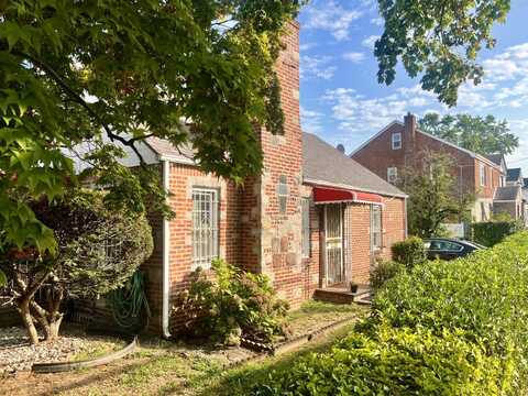 118-05 219th St, Cambria Heights, NY 11411