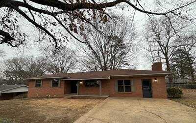 808 Michelle Drive, Winona, MS 38967