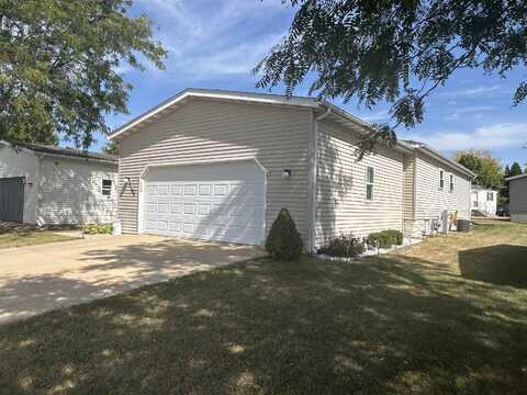 2104 Iris, BELVIDERE, IL 61008