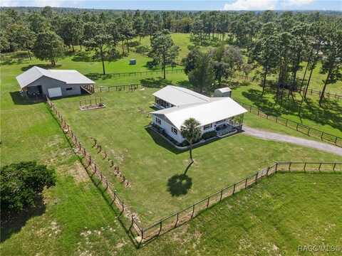 5014 W Woodlawn Street, Dunnellon, FL 34433