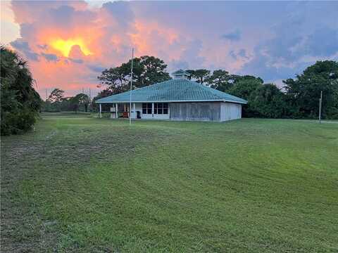 8900 Seventh Avenue, Sebastian, FL 32976