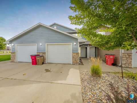 6502 S Santa Rosa Pl, Sioux Falls, SD 57108