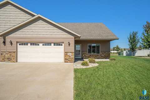 3820 Vendavel St, Sioux Falls, SD 57108