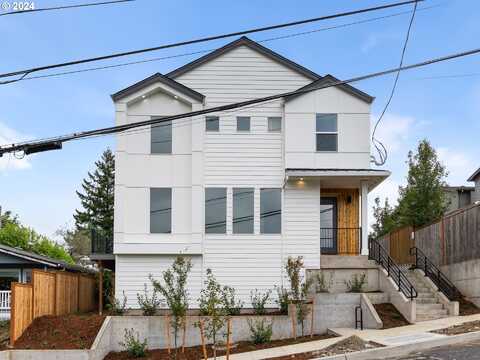 760 NE 91st AVE, Portland, OR 97220