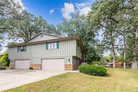 1294 Rolling Oaks Lane NW, Hutchinson, MN 55350