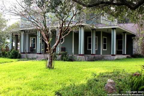 2217 County Road 125, Pettus, TX 78146