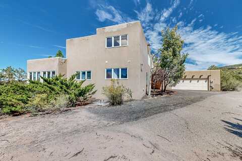 1285 Este Ln, Santa Fe, NM 87501