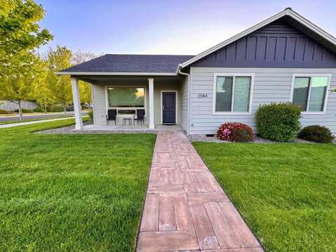 2084 La Connor Lane, Medford, OR 97501