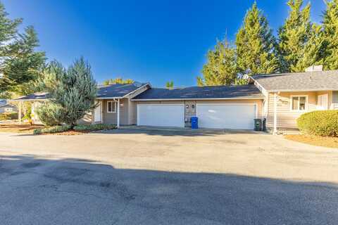 1361 Star Court, Grants Pass, OR 97527