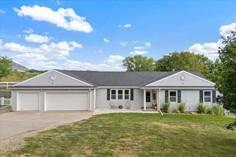 22557 ELROD Avenue, GLENWOOD, IA 51534