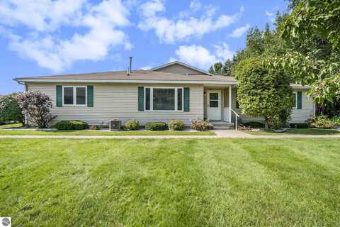 2826 Emerald Bluffs, Traverse City, MI 49684