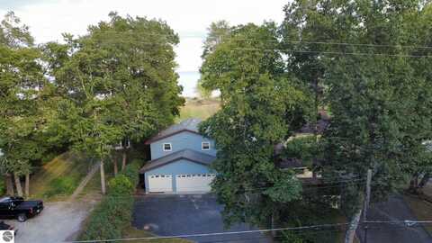 524 Huron Hills Drive, East Tawas, MI 48730