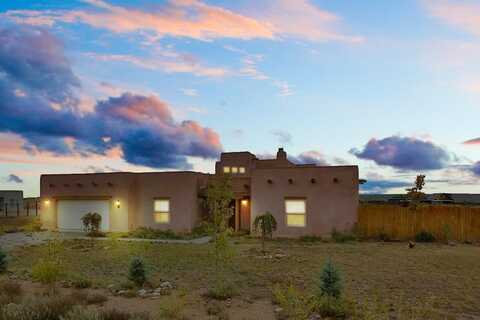 2 Calle de Cazador, Ranchos de Taos, NM 87557