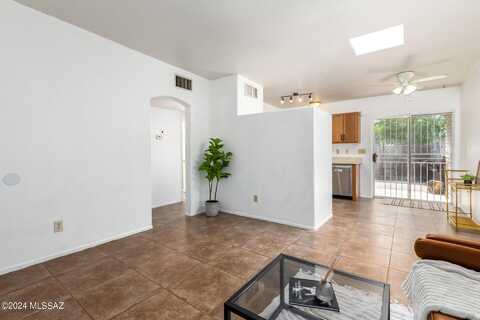 211 W Roger Road, Tucson, AZ 85705