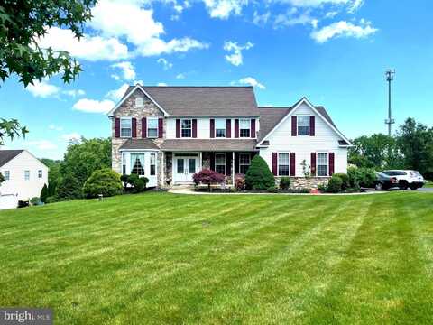 217 CLOVER LANE, PERKIOMENVILLE, PA 18074