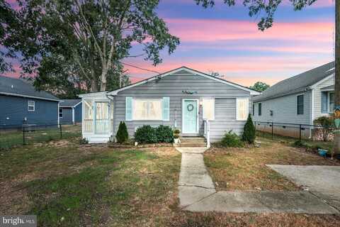 119 1ST ST, COLONIAL BEACH, VA 22443