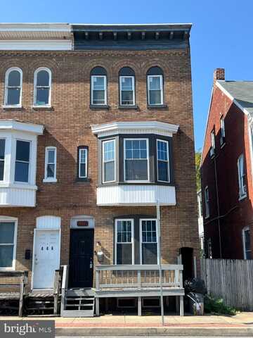 444 S QUEEN STREET, YORK, PA 17403