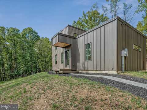 1573 HOLLY HILL LANE, BERKELEY SPRINGS, WV 25411