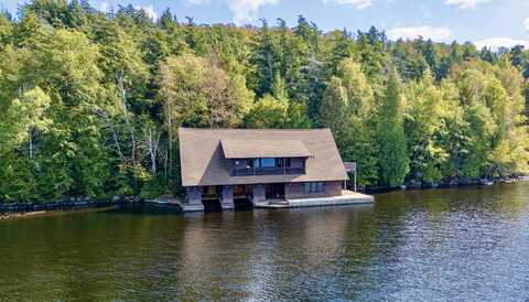 30 Trillium Way, Saranac Lake, NY 12983