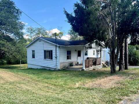 126 MAHAN STREET, FAYETTEVILLE, WV 25840