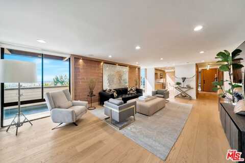 1033 Carol Dr, West Hollywood, CA 90069