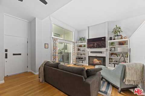 4926 Mcconnell Ave, Los Angeles, CA 90066