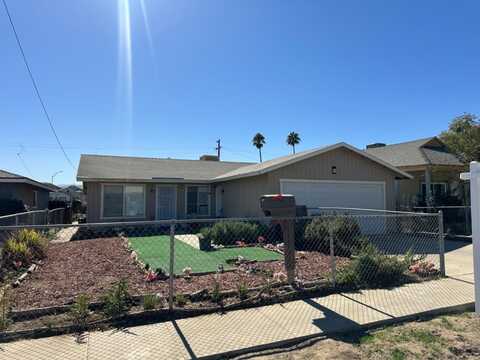 442 Pleasant Street E, Coalinga, CA 93210