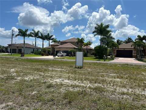 2709 NW 41st Place, Cape Coral, FL 33993