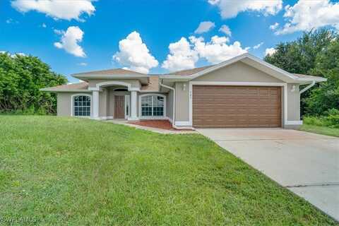 507 Carrillon Avenue S, Lehigh Acres, FL 33974