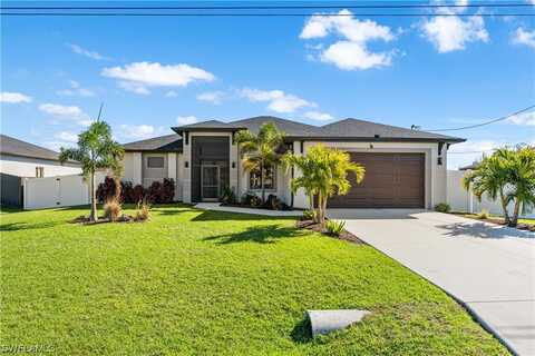 215 NW 4th Place, Cape Coral, FL 33993