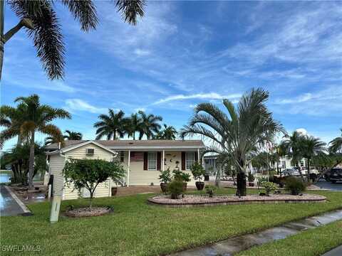 3132 Crystal Lake Drive, Naples, FL 34120