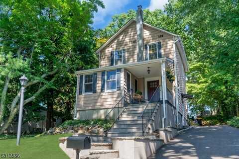 44 St Johns Pl, Fanwood, NJ 07023