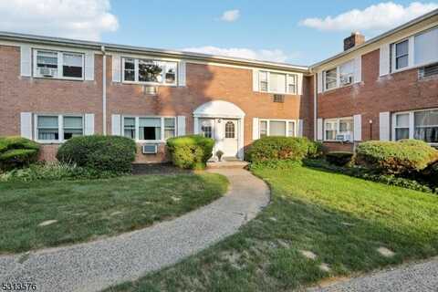 56 Manchester Ct, Wayne, NJ 07470