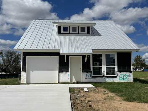 612 Gooch Avenue, Mason, TX 76856