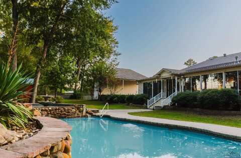 160 HOLLYBROOK, Gilmer, TX 75644