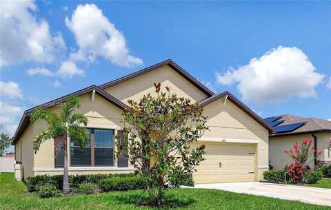 6103 NW Regent St, Port Saint Lucie, FL 34983