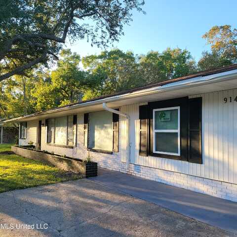 914 Beatrice Drive, Long Beach, MS 39560