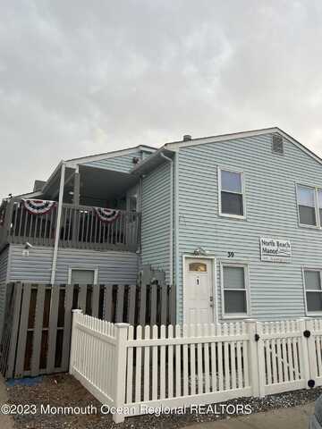 39 Sampson Avenue, Seaside Heights, NJ 08751