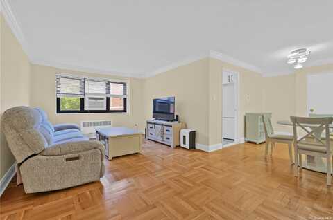 140-21 31st Road, Flushing, NY 11354