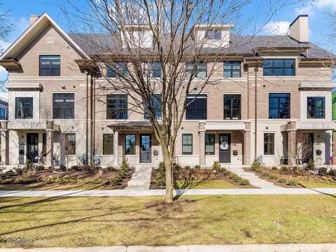 609 E Franklin Avenue, Naperville, IL 60540