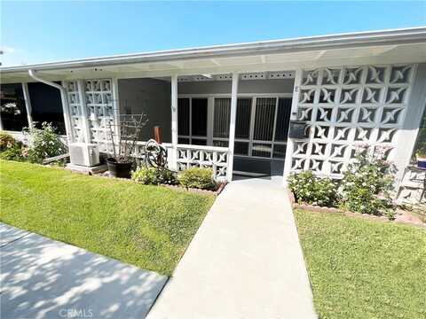 1580 Monterey #14E, Seal Beach, CA 90740