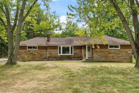 25096 Highland Road, Richmond Heights, OH 44143