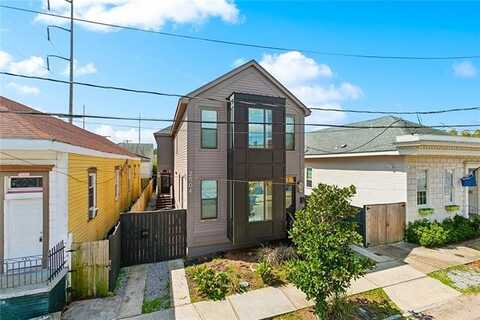 2504 DUMAINE Street, New Orleans, LA 70119