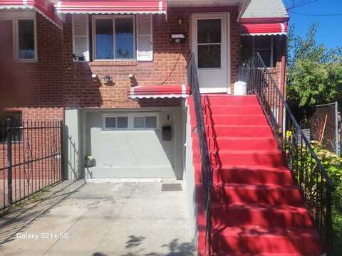 6612 Almeda Ave, Arverne, NY 11692