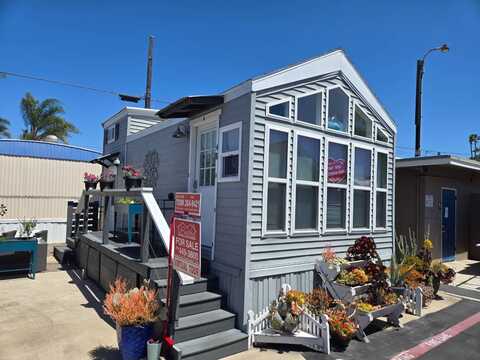 1549 N. VULCAN AVE, ENCINITAS, CA 92024