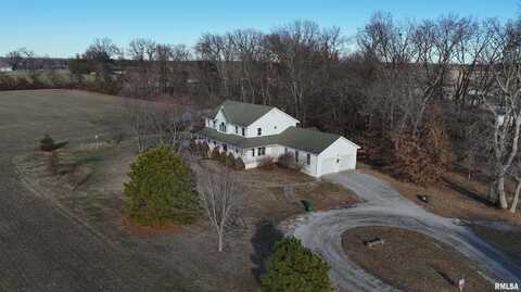 102 W NORTH Street, Ina, IL 62846