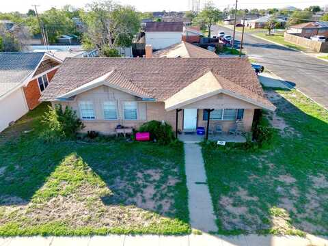 121 N Eisenhower Dr, Midland, TX 79703